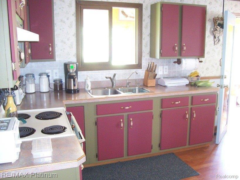 20550 North Lake Road Gregory, MI 48137 - Photo 5 of 13 nl_close_up_kitchen