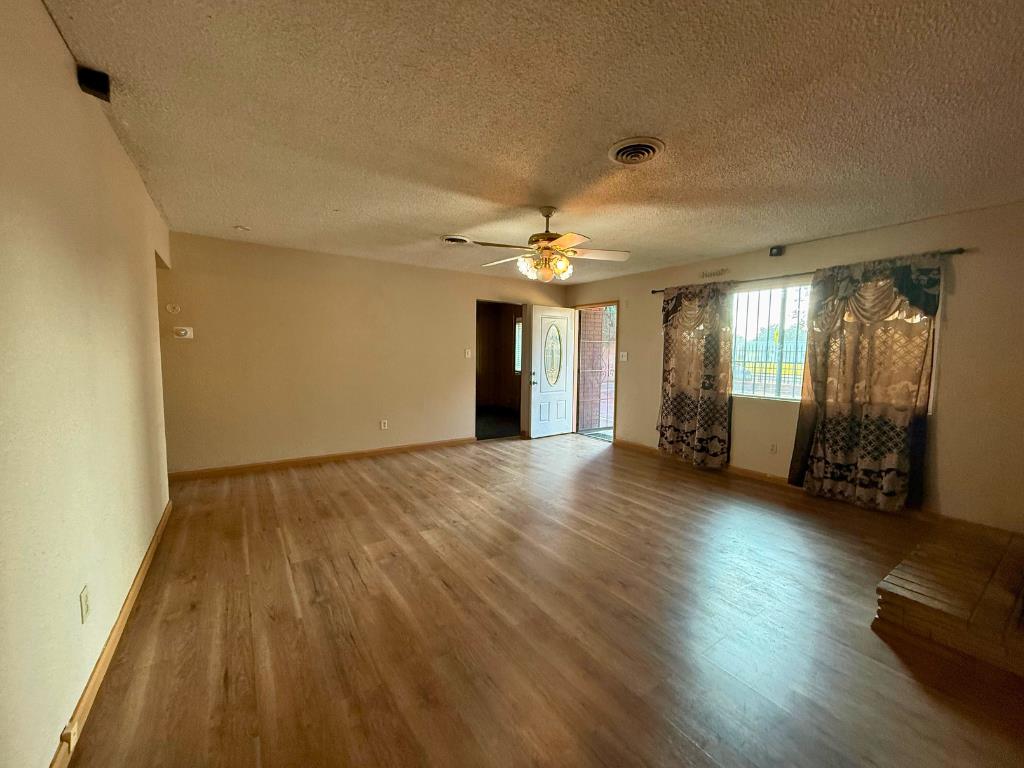 1123 Sutter Avenue Modesto, CA 95351 - Photo 5 of 19