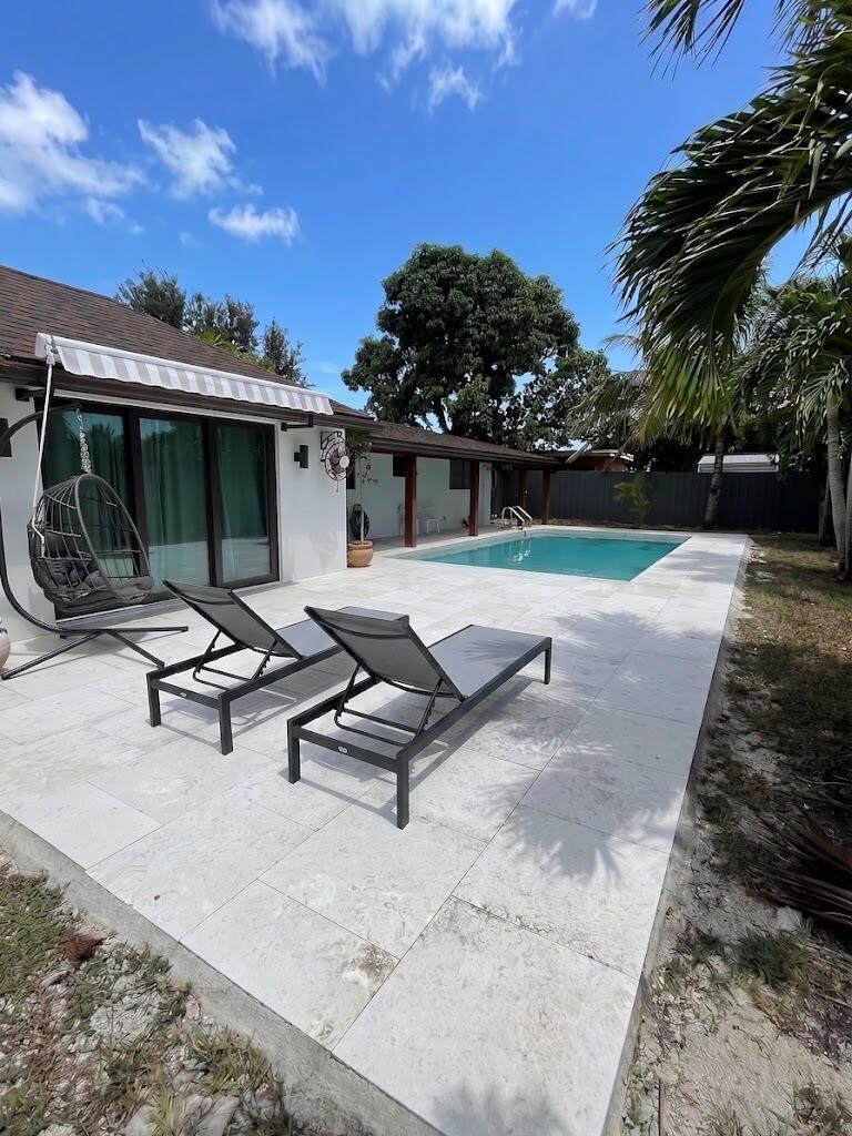 336 Northeast 28th Terrace Boca Raton, FL 33431 - Photo 14 of 22 vacationrentallounger2