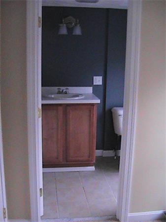 14-16 Ridge Street Andover, MA 01810 - Photo 8 of 23 Gallery Image 8