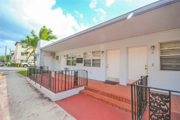$1,500 | 400 81st Street, Unit 3, Miami Beach, FL 33141