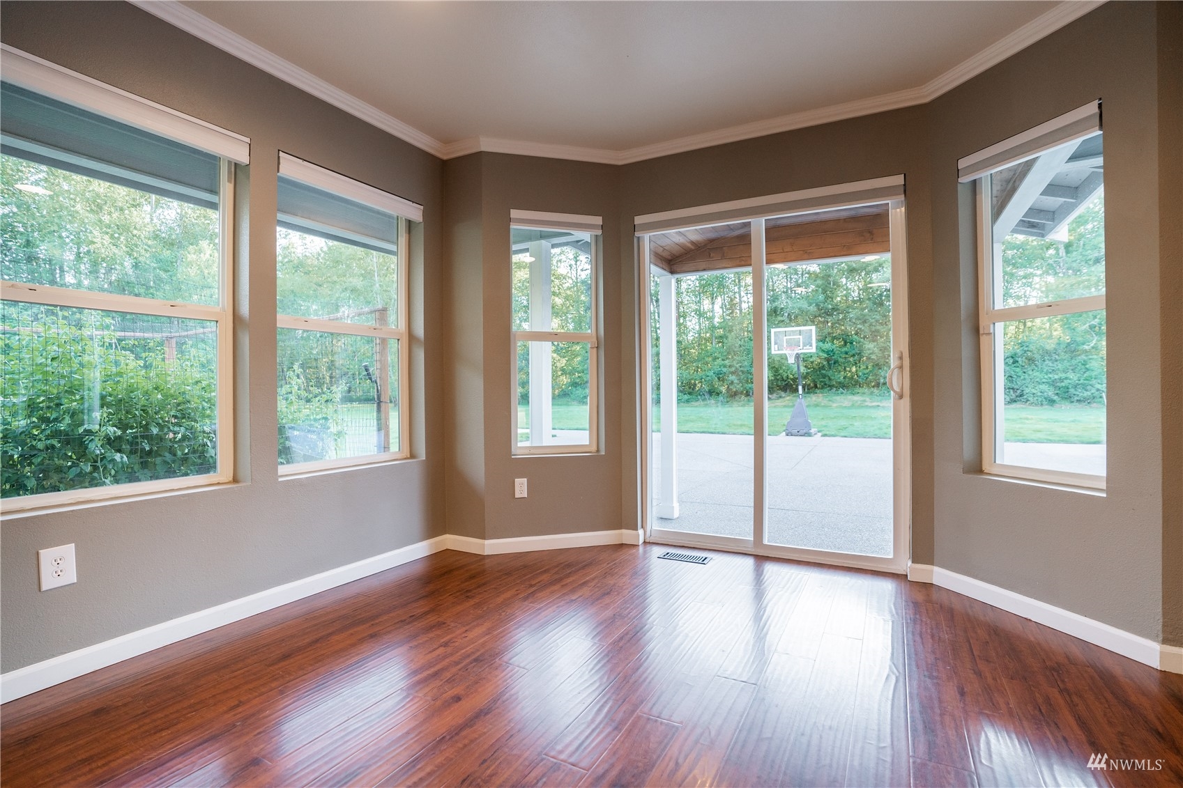 3825 Wiggins Road Southeast Olympia, WA 98501 - Photo 21 of 35 Gallery Image 21