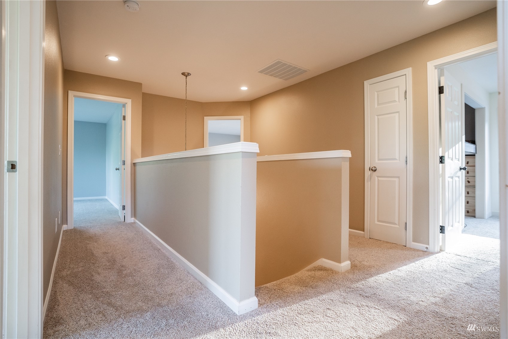 3825 Wiggins Road Southeast Olympia, WA 98501 - Photo 22 of 35 Gallery Image 22