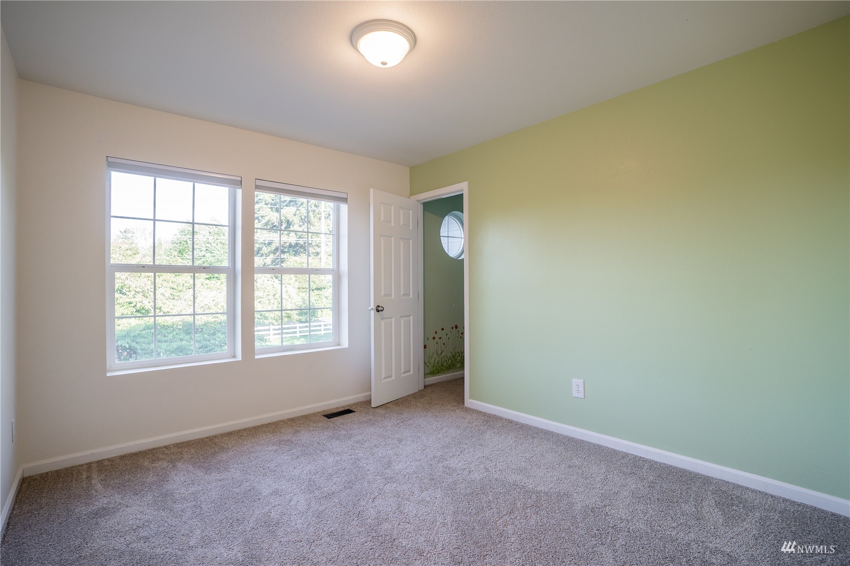 3825 Wiggins Road Southeast Olympia, WA 98501 - Photo 31 of 35 Gallery Image 31