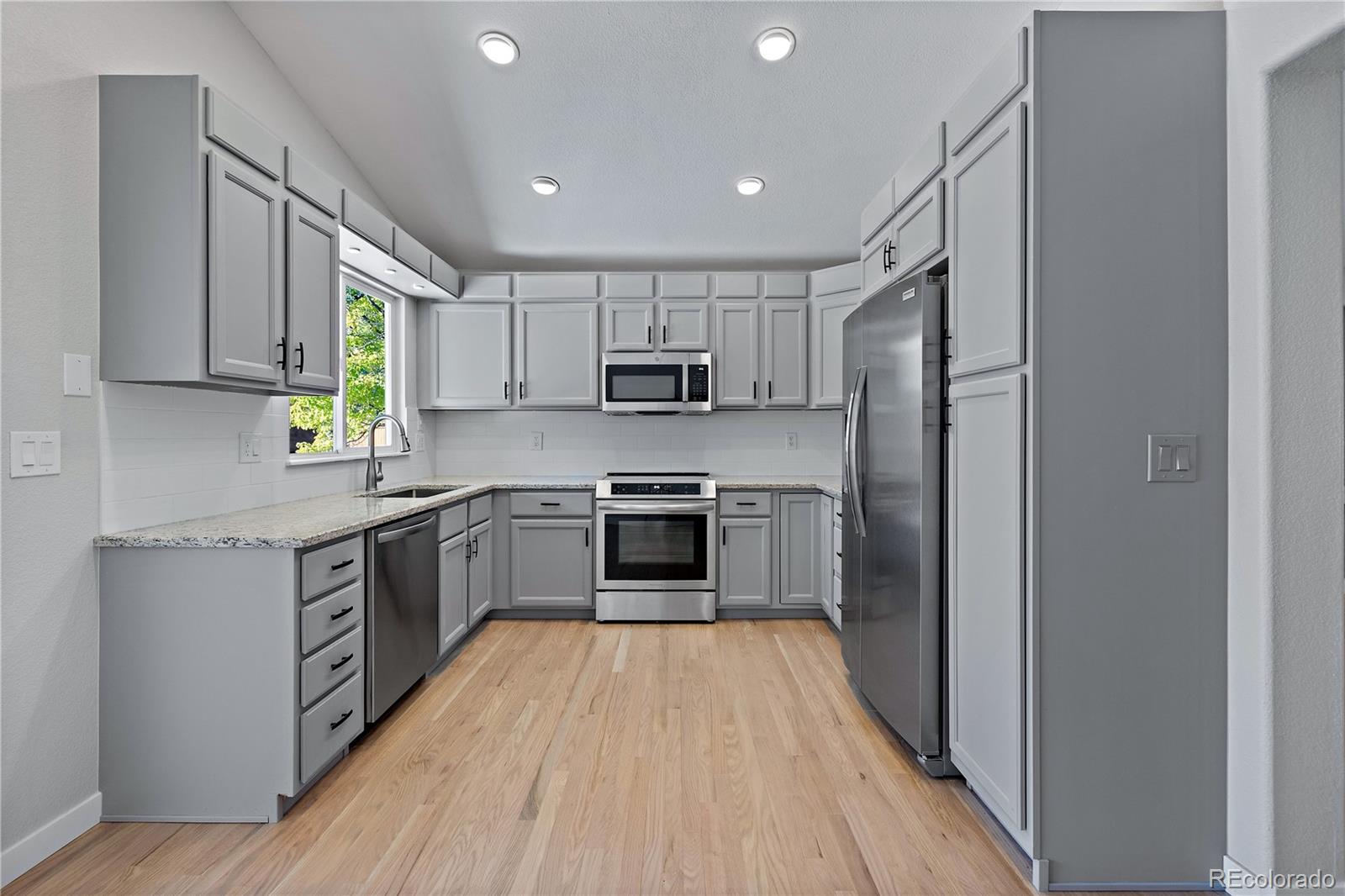 8782 Troon Village Place Lone Tree, CO 80124 - Photo 24 of 48