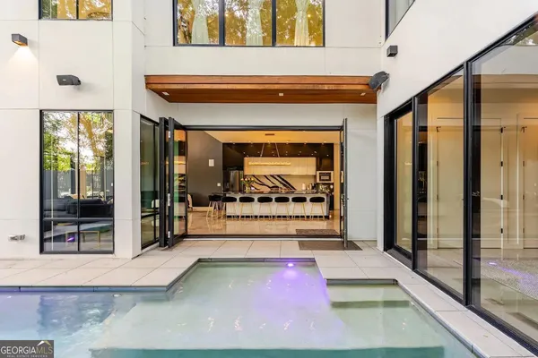 a view of a entryway door of the building