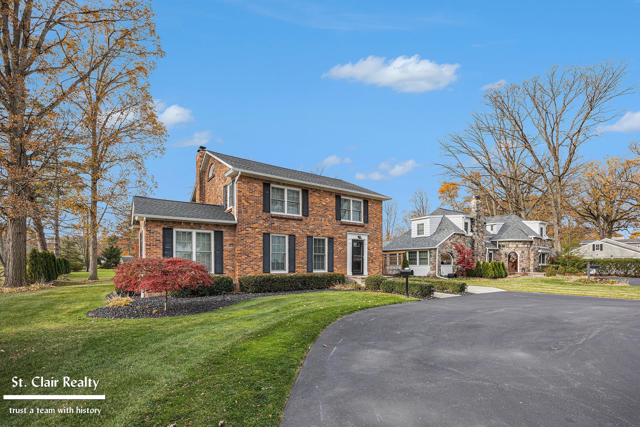 915 North Riverside Avenue St. Clair, MI 48079 - Photo 4 of 38