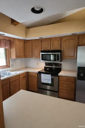 $276,500 | 1116 Cherry Hills Drive, Mount Vernon, IN 47620