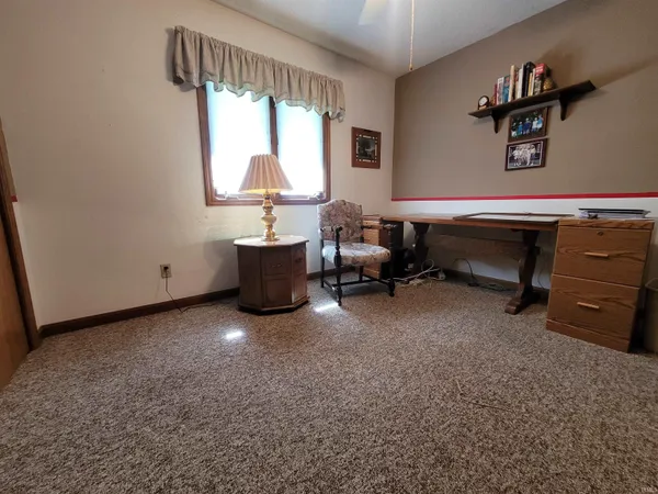 $276,500 | 1116 Cherry Hills Drive, Mount Vernon, IN 47620