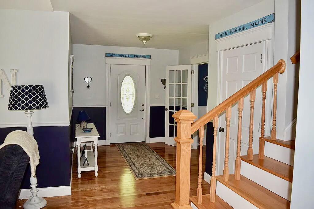 18 Ann's Point Road Bass Harbor, ME 04653 - Photo 18 of 40 Front foyer