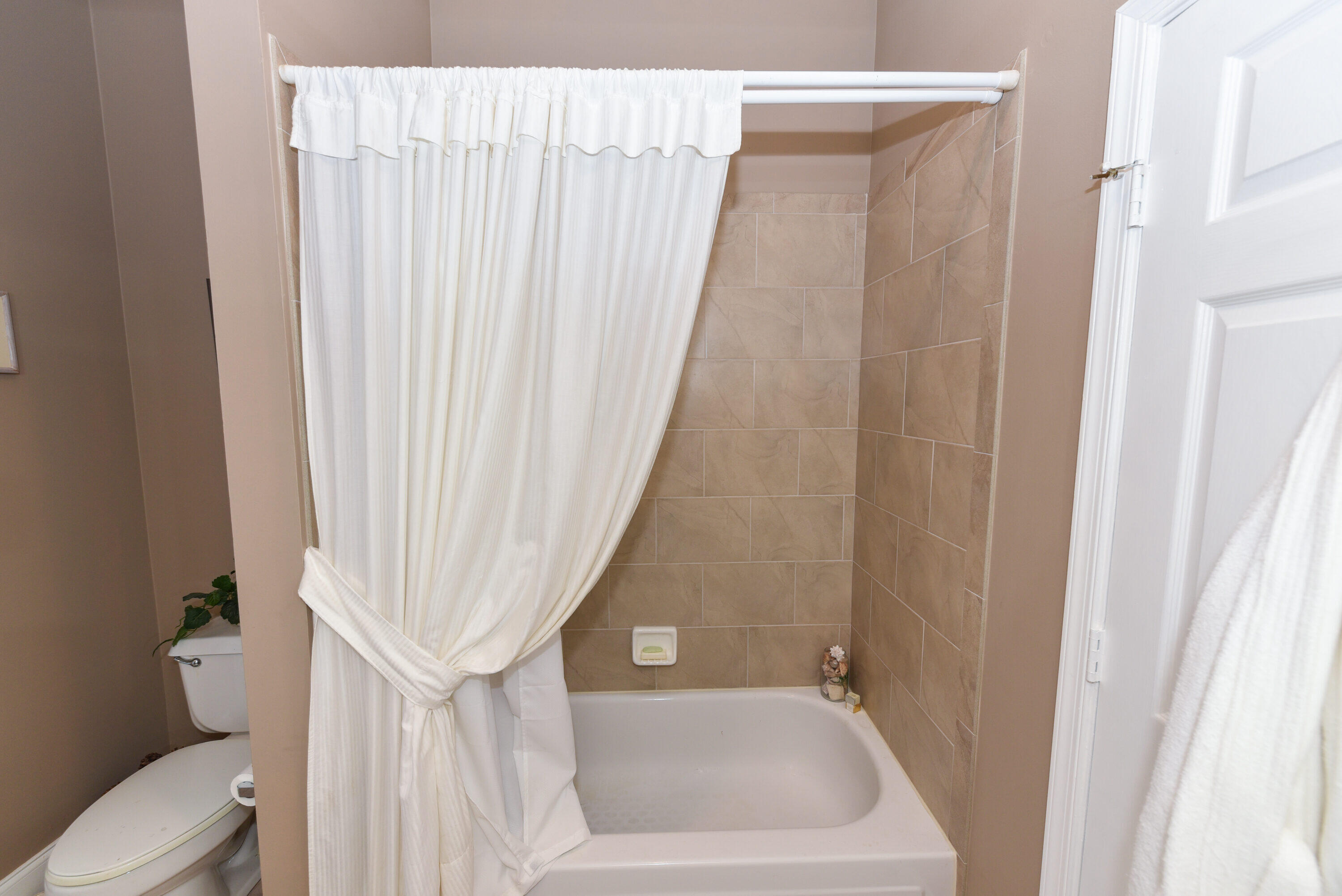 2551 Northwest 46th Street Boca Raton, FL 33434 - Photo 14 of 55 2551 NW 46th St Boca Raton FL-print-013-