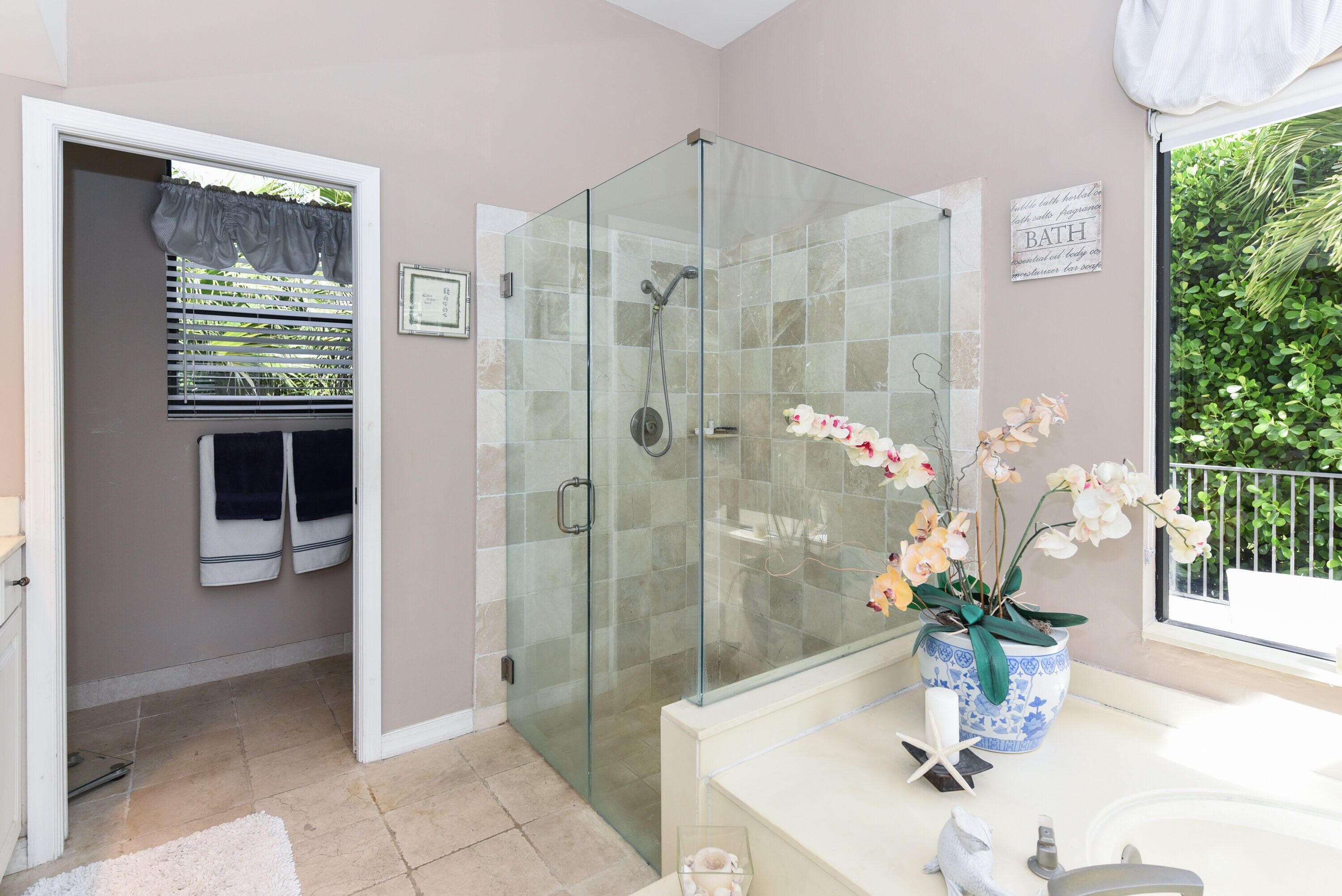 2551 Northwest 46th Street Boca Raton, FL 33434 - Photo 22 of 55 2551 NW 46th St Boca Raton FL-print-021-