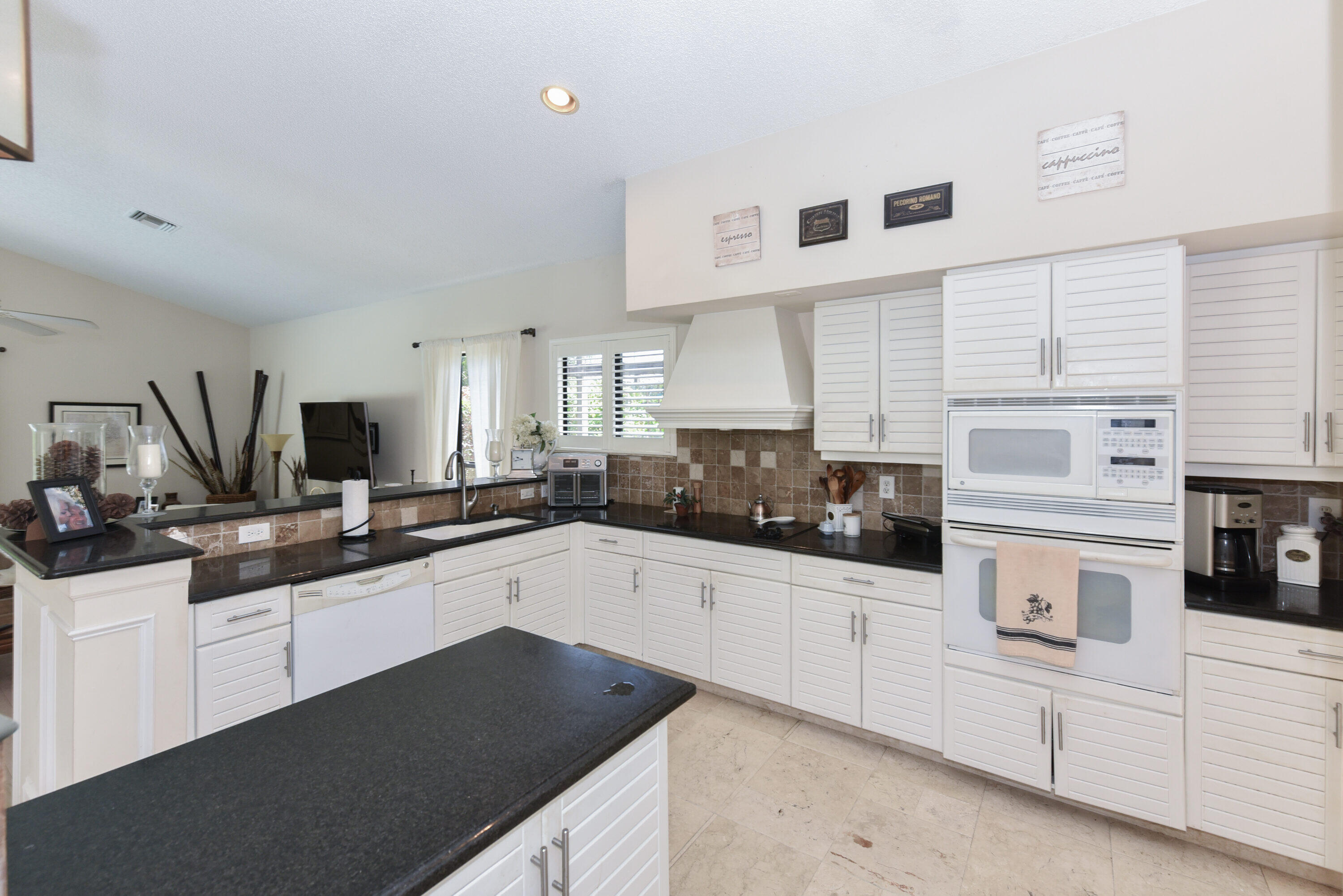 2551 Northwest 46th Street Boca Raton, FL 33434 - Photo 34 of 55 2551 NW 46th St Boca Raton FL-print-033-