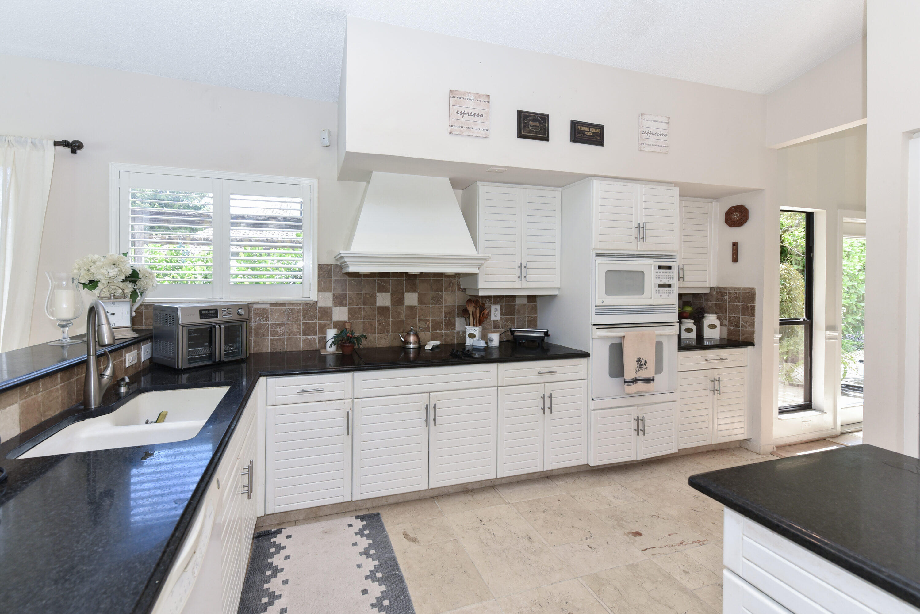 2551 Northwest 46th Street Boca Raton, FL 33434 - Photo 36 of 55 2551 NW 46th St Boca Raton FL-print-035-