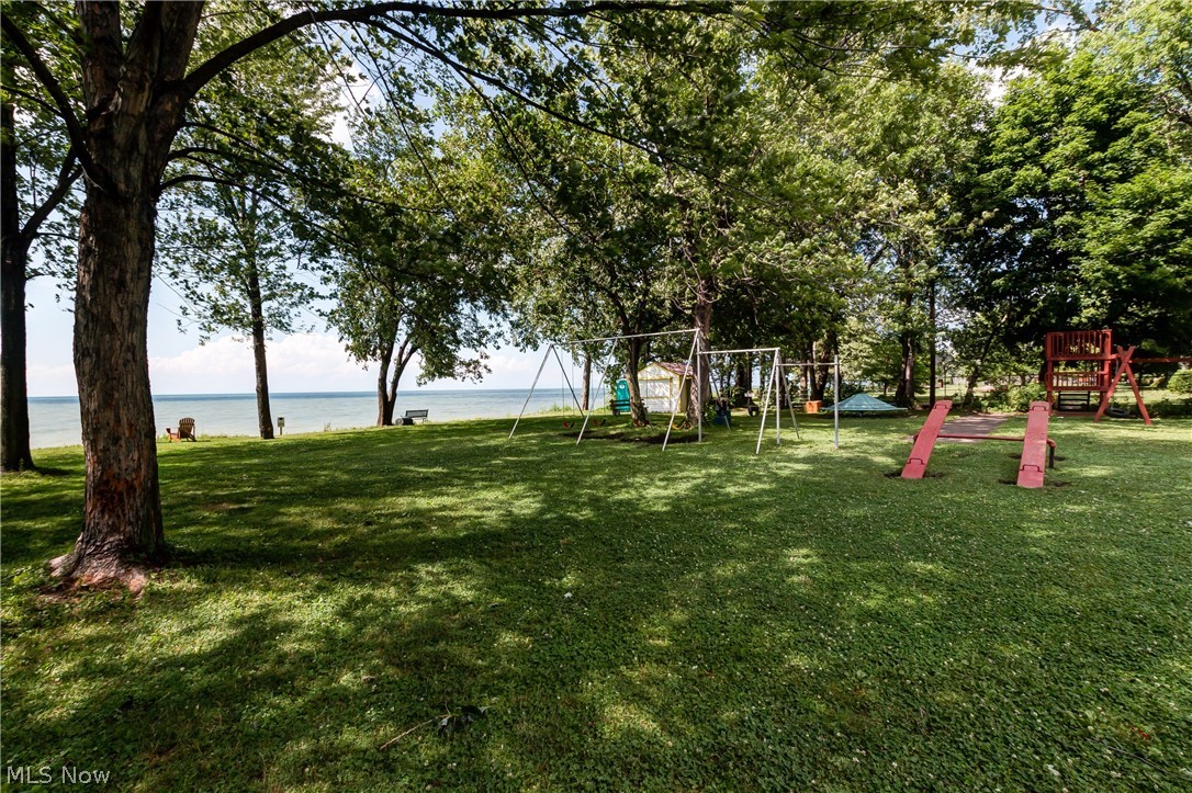 17509 Crestland Road Cleveland, OH 44119 - Photo 27 of 32 Gallery Image 27