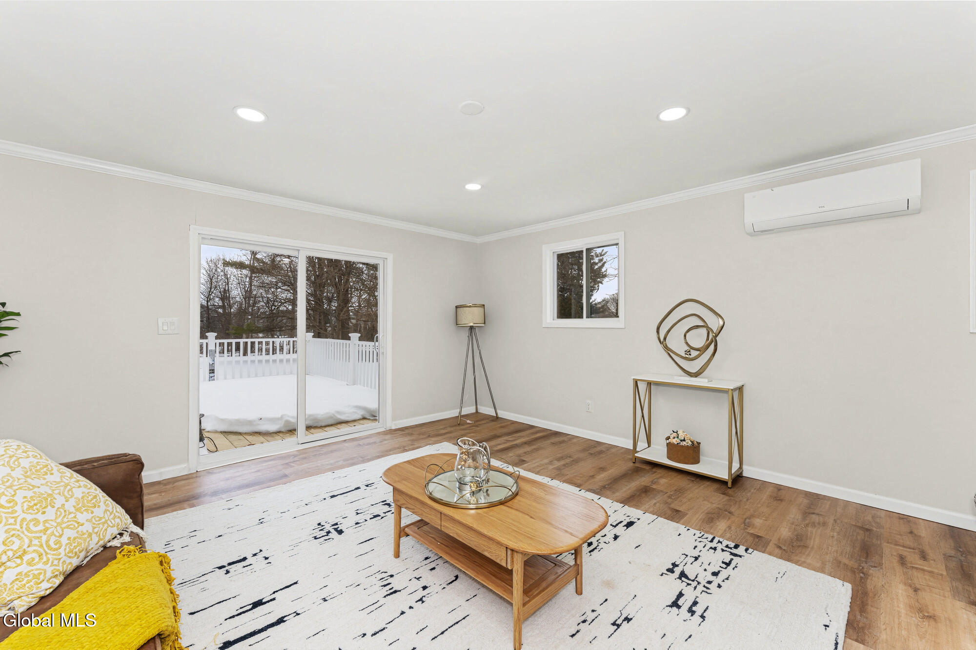 189 Sunnyside Road Schenectady, NY 12302 - Photo 19 of 33 4 Familyroom 4