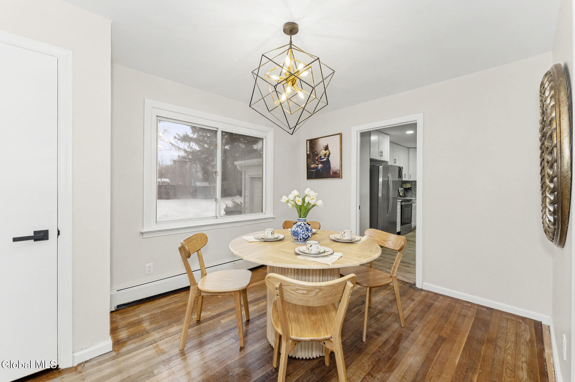 189 Sunnyside Road Schenectady, NY 12302 - Photo 7 of 33 1 Diningroom 2