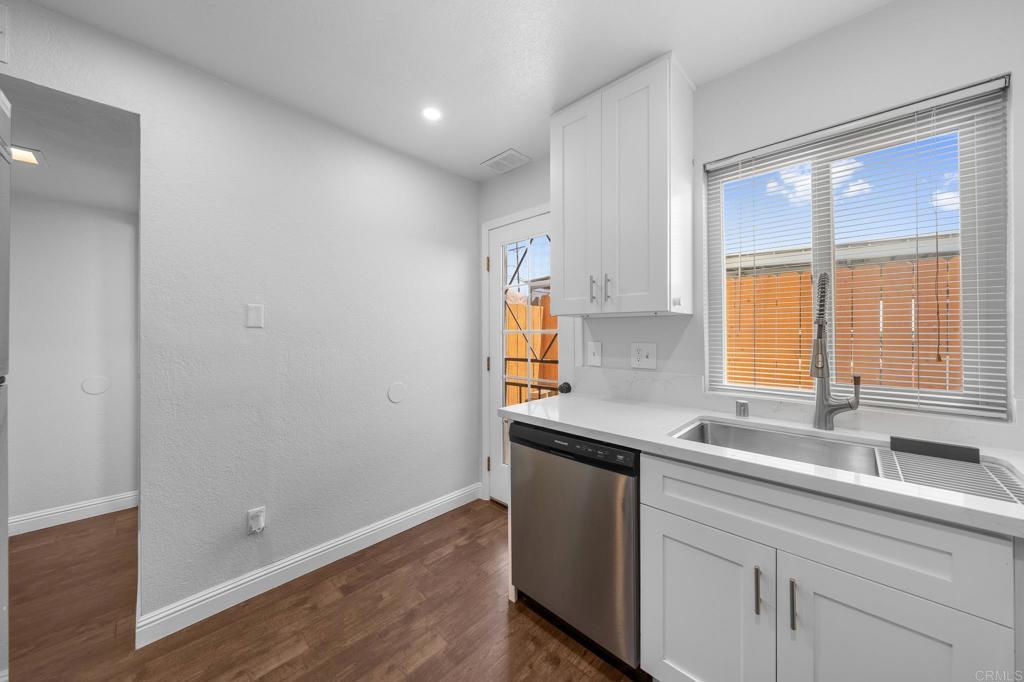 1604 Presioca Street, Unit 5 Spring Valley, CA 91977 - Photo 4 of 30