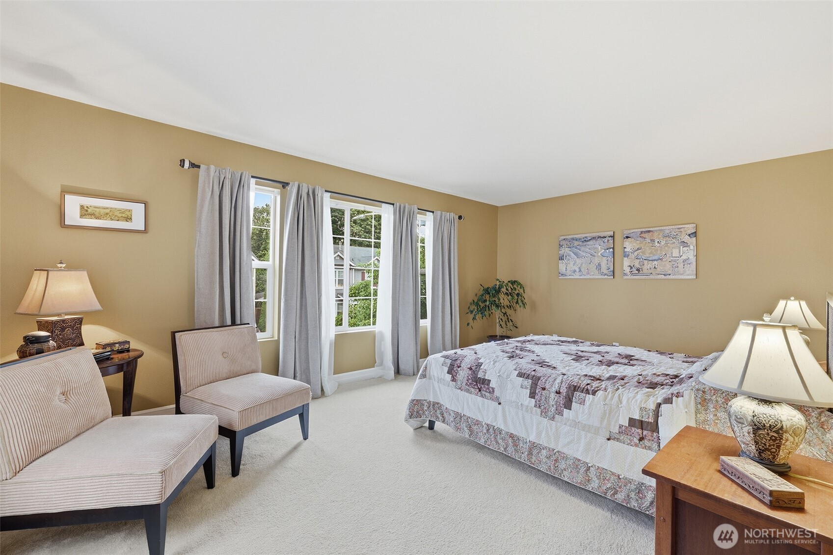 305 Lynnwood Avenue Southeast Renton, WA 98056 - Photo 15 of 28