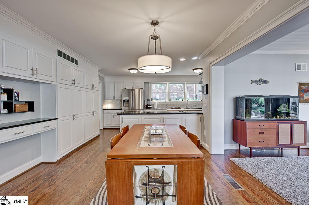 209 Sweetbriar Road Greenville, SC 29615 - Photo 17 of 36 Gallery Image 17