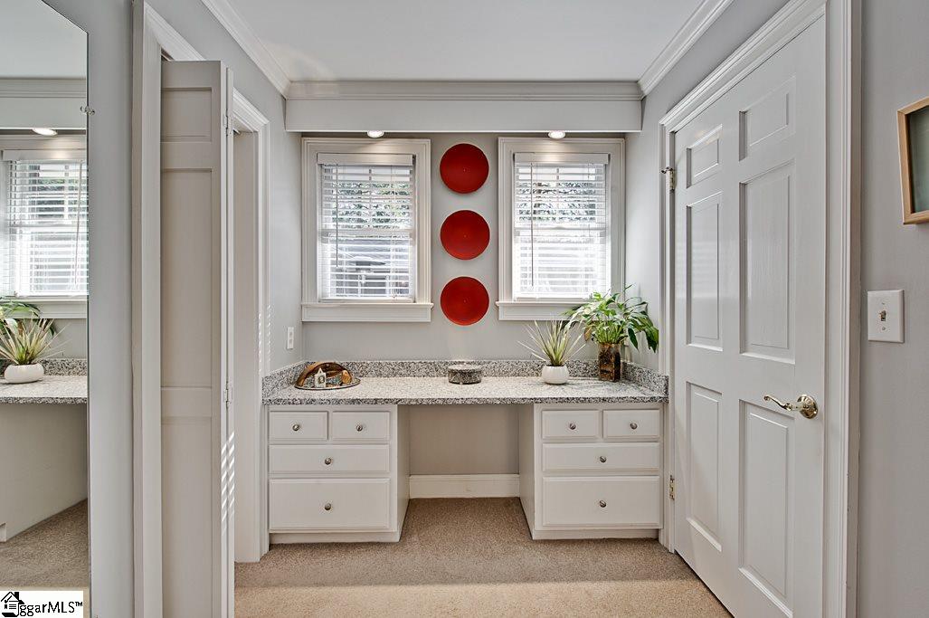 209 Sweetbriar Road Greenville, SC 29615 - Photo 24 of 36 Gallery Image 24