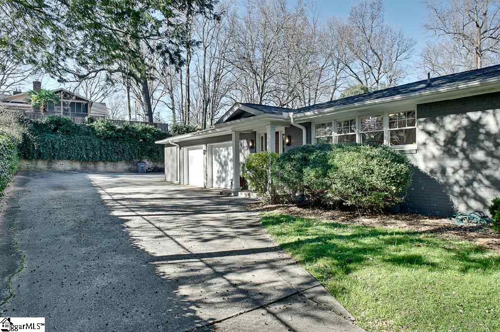 209 Sweetbriar Road Greenville, SC 29615 - Photo 34 of 36 Gallery Image 34