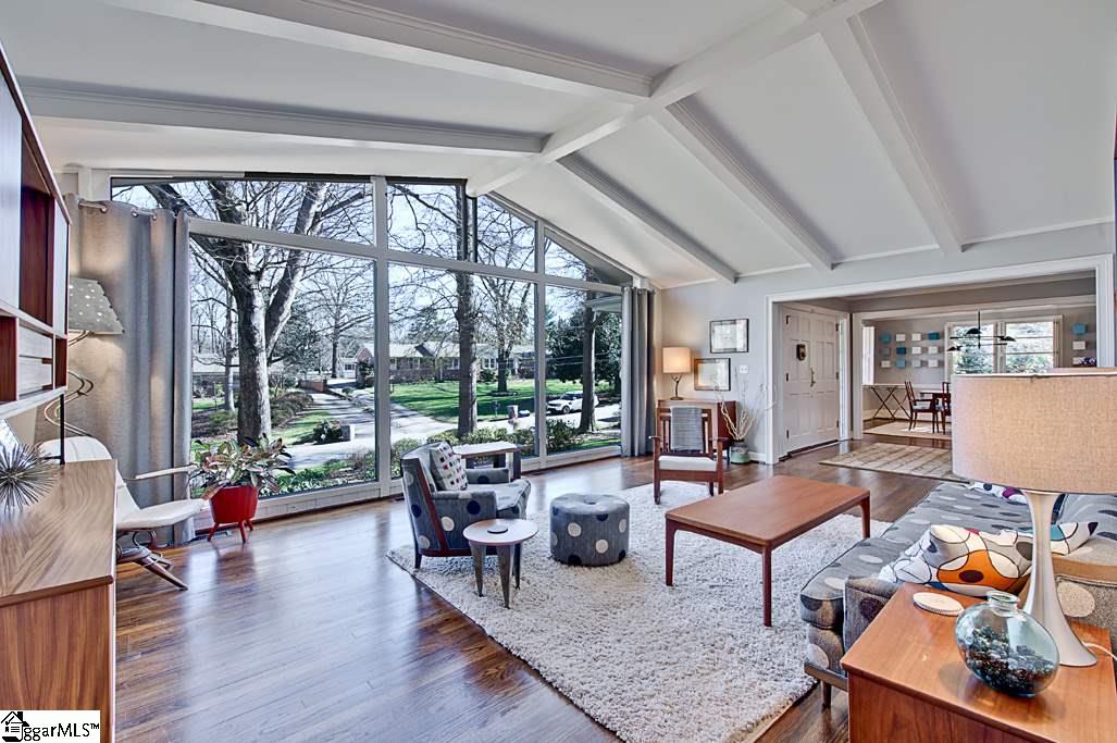209 Sweetbriar Road Greenville, SC 29615 - Photo 7 of 36 Gallery Image 7