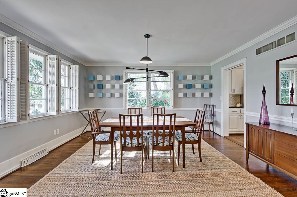 209 Sweetbriar Road Greenville, SC 29615 - Photo 8 of 36 Gallery Image 8