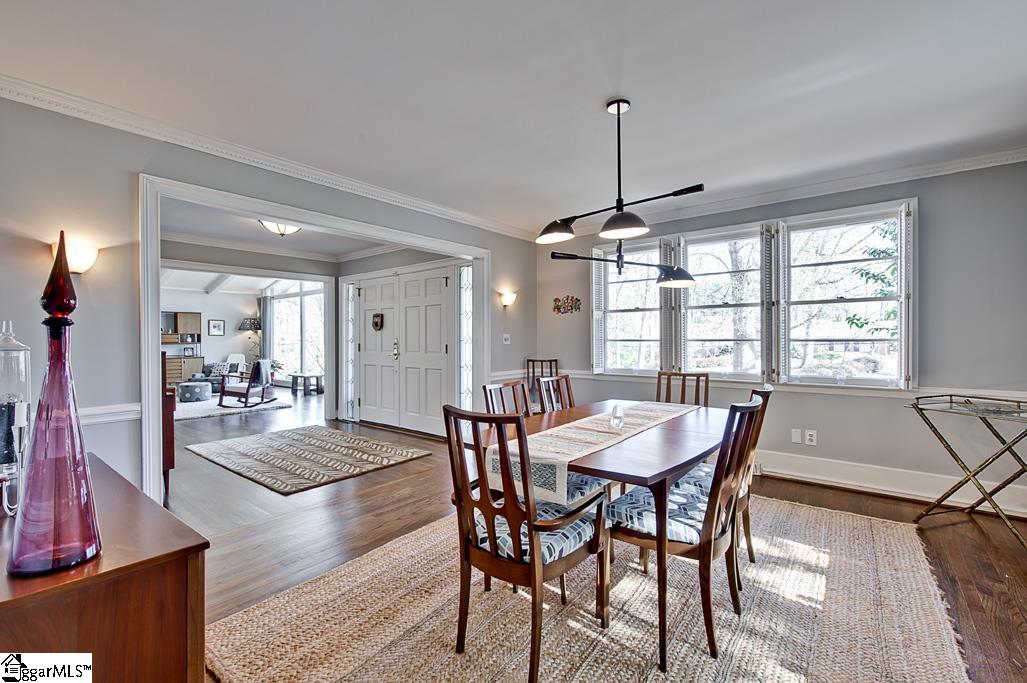 209 Sweetbriar Road Greenville, SC 29615 - Photo 9 of 36 Gallery Image 9