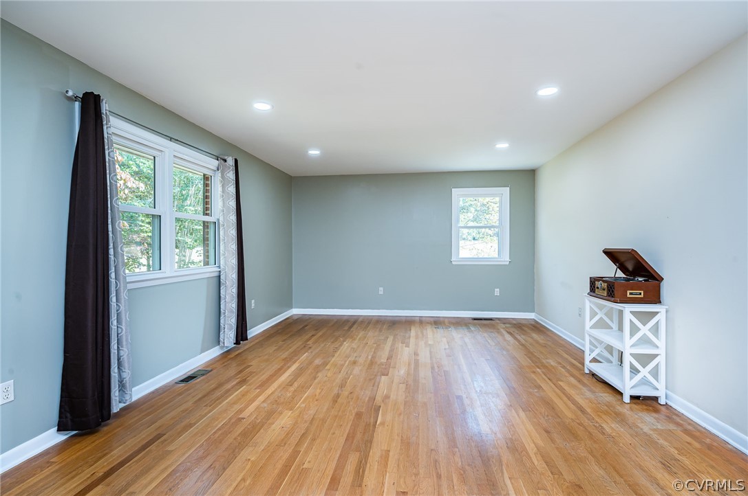 10901 Trents Bridge Road Chesterfield, VA 23838 - Photo 5 of 35 Front Living Room with wood flooring & recessed lighting