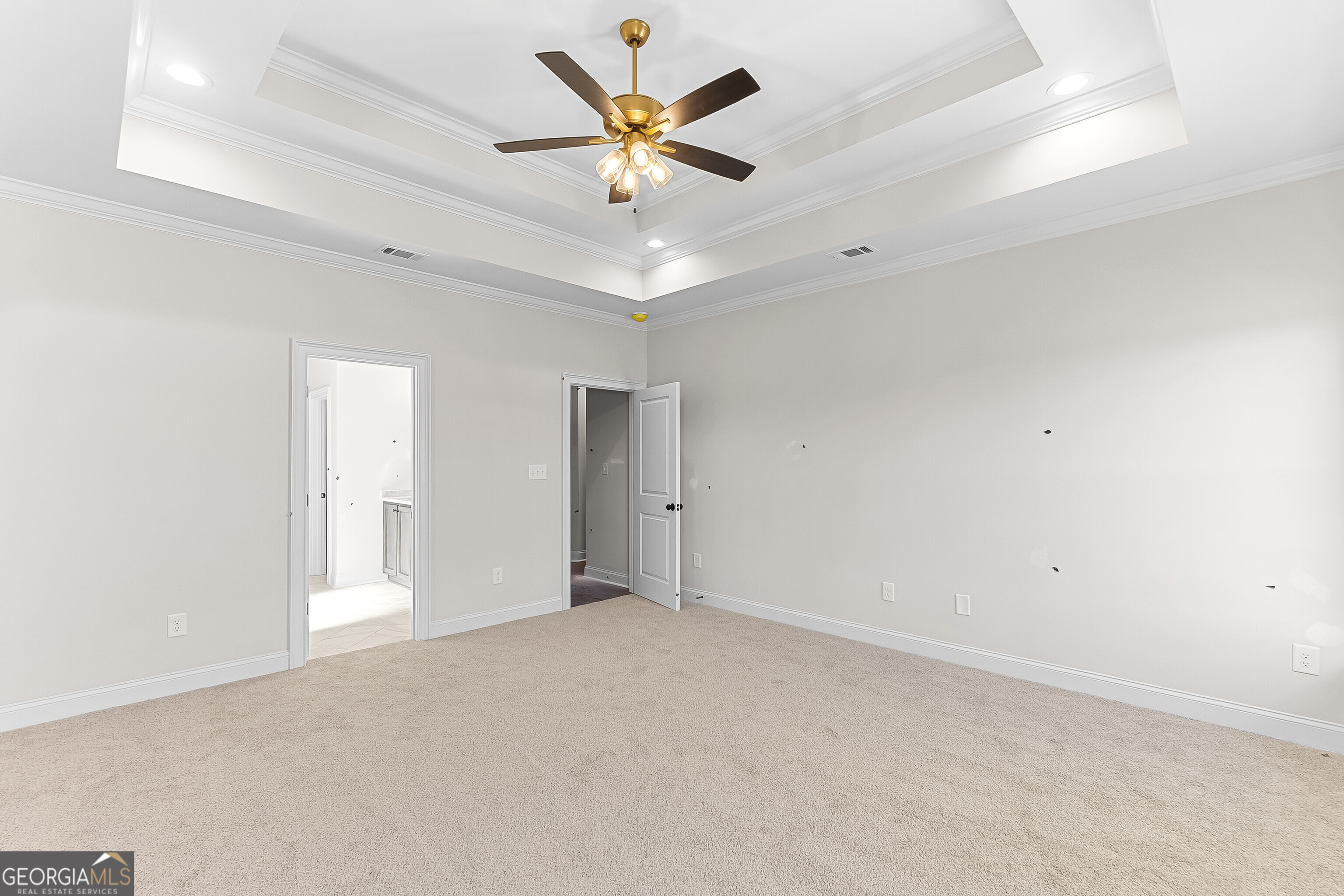 206 Farrell Way Perry, GA 31069 - Photo 12 of 15 an empty room with closet and a ceiling fan