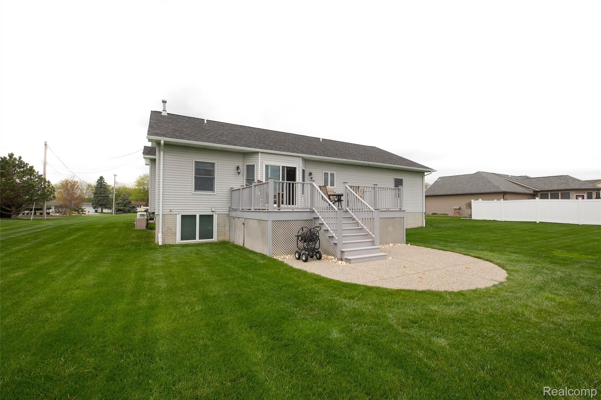 6231 Sharp Road Swartz Creek, MI 48473 - Photo 33 of 42 4H8A1236.jpg