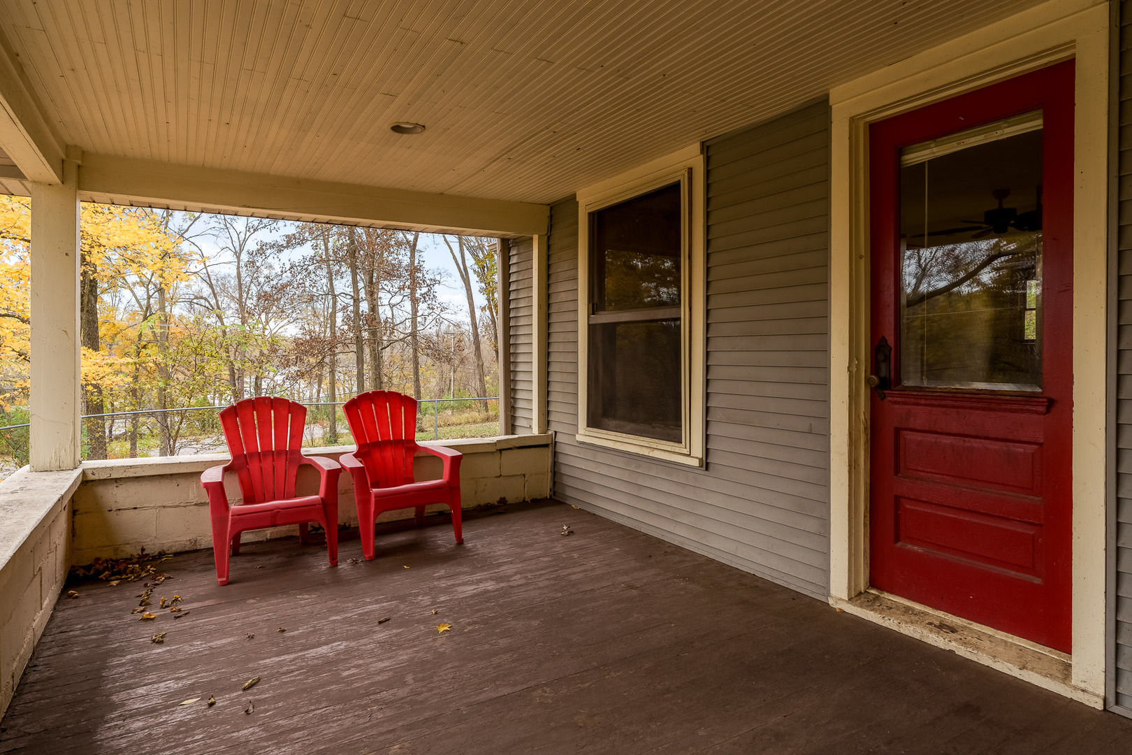 708 South Bluff Road South Beloit, IL 61080 - Photo 7 of 32 a living room with furniture and large windows