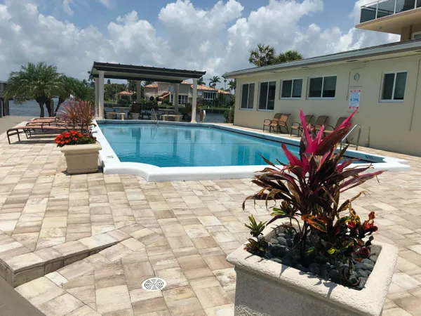 $6,250 | 1160 Hillsboro Mile, Unit 305, Hillsboro Beach, FL 33062