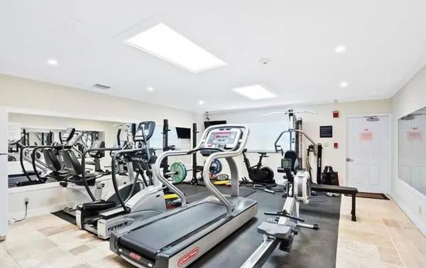 $6,250 | 1160 Hillsboro Mile, Unit 305, Hillsboro Beach, FL 33062