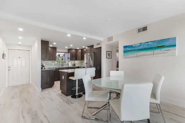 $6,250 | 1160 Hillsboro Mile, Unit 305, Hillsboro Beach, FL 33062