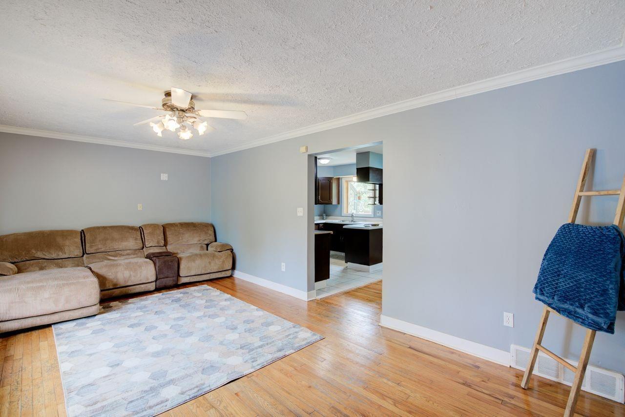 1434 Lyons Road Amelia, OH 45102 - Photo 6 of 30 Gallery Image 6