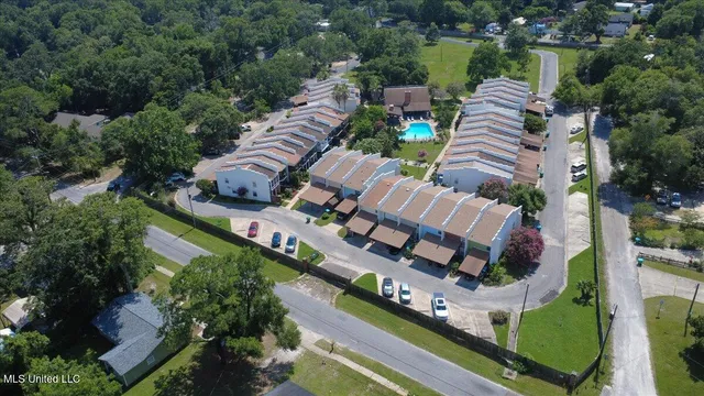 $1,500 | 2501 Gulf Avenue, Unit 18, Gulfport, MS 39501