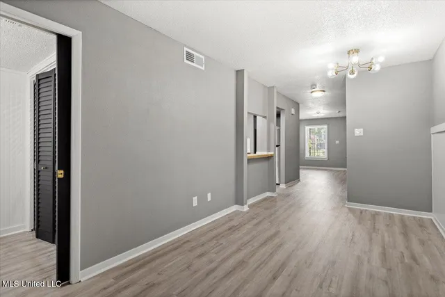 $1,500 | 2501 Gulf Avenue, Unit 18, Gulfport, MS 39501