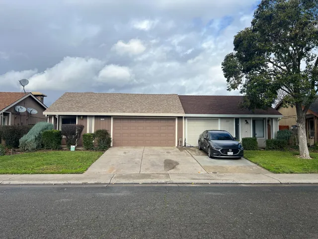 $325,000 | 7956 Orchard Woods Circle, Sacramento, CA 95828