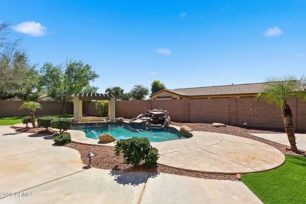 $869,000 | 8001 West San Juan Avenue, Glendale, AZ 85303