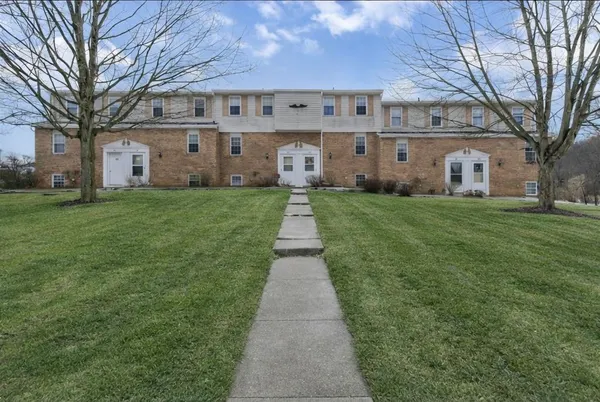 $210,900 | 319 Bellford Court, Cranberry Township, PA 16066