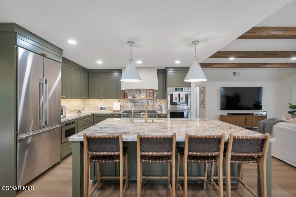 12208 Cherry Grove Street Moorpark, CA 93021 - Photo 18 of 85 12208 Cherry Grove St-HsHProd-31