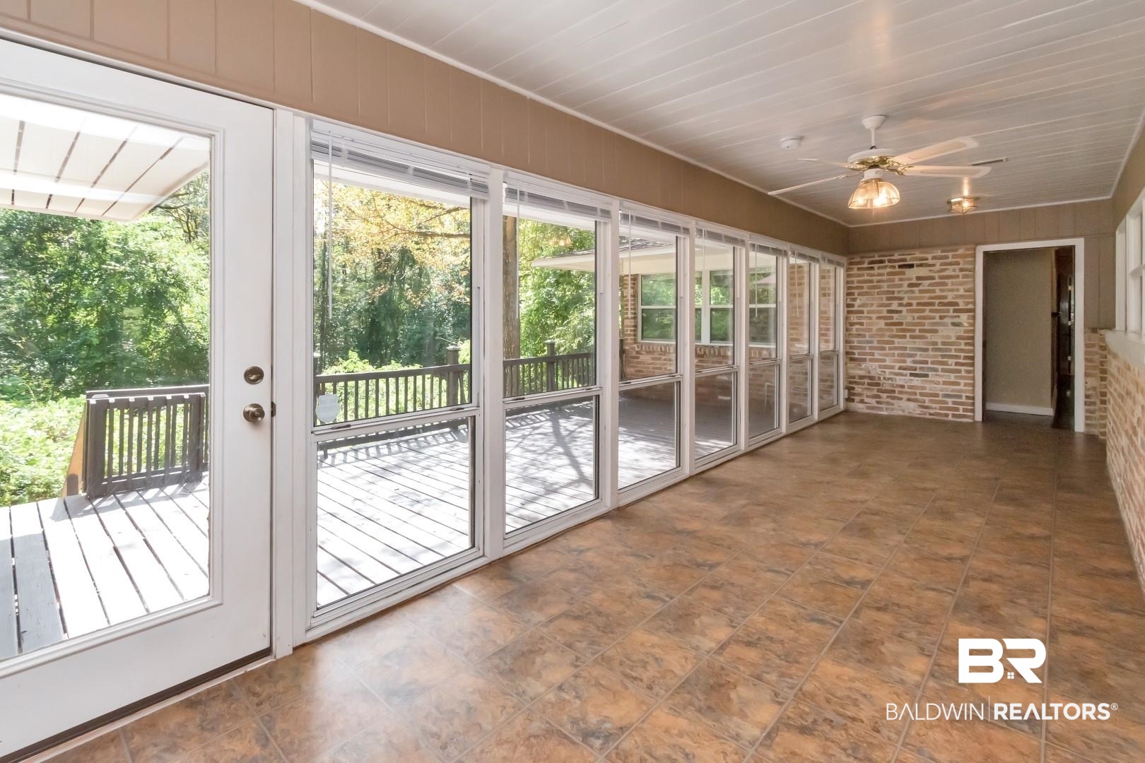 4652 East Pinewood Drive Mobile, AL 36618 - Photo 11 of 35