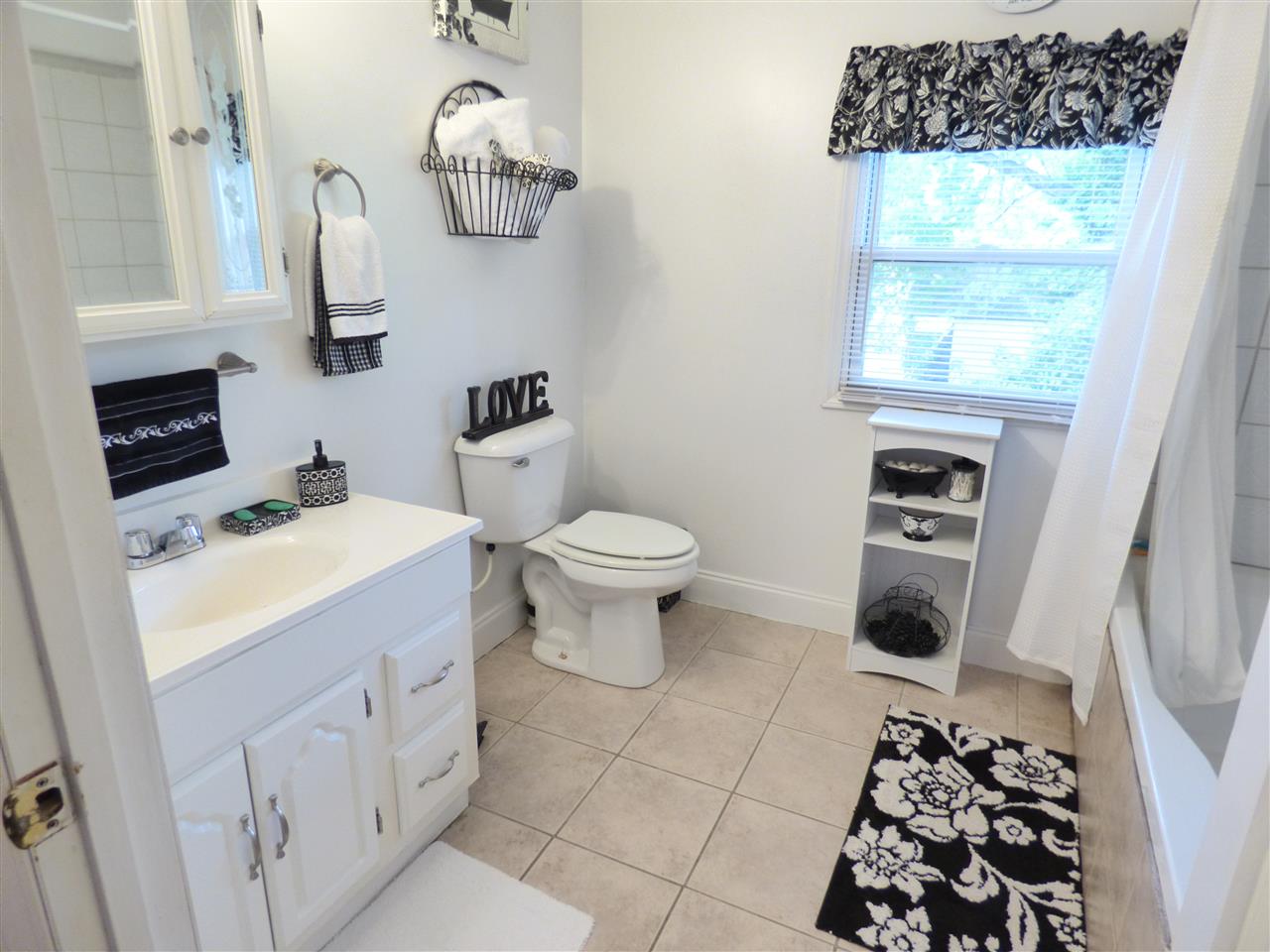 210 Blalock Road Boiling Springs, SC 29316 - Photo 5 of 20 Gallery Image 5