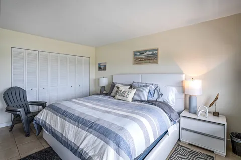 $849,000 | 5100 North Ocean Boulevard, Unit 1217, Lauderdale-by-the-Sea, FL 33308