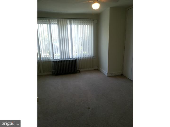 5791 Nassau Road Philadelphia, PA 19131 - Photo 5 of 11 Bedroom - Main