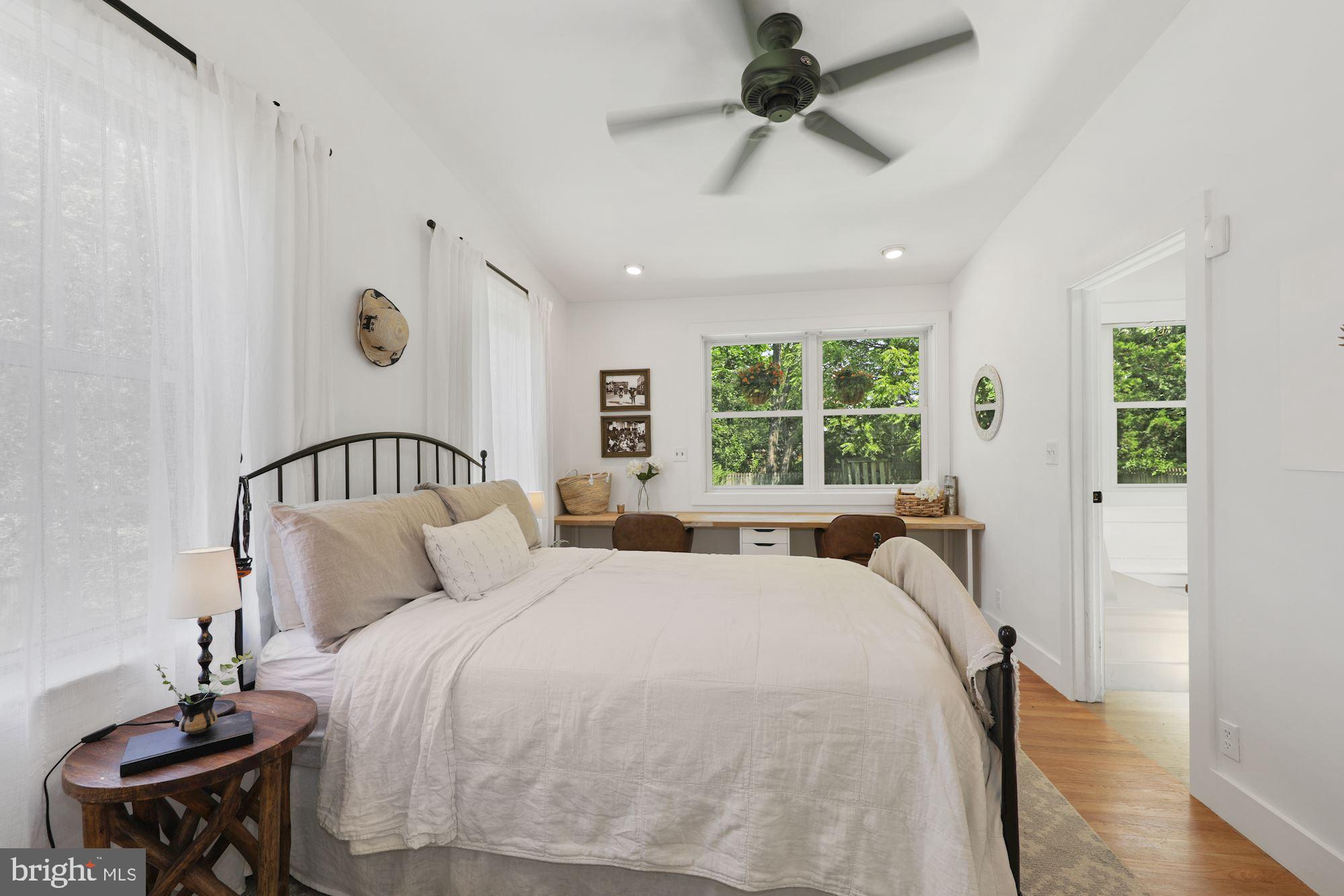 11705 Grandview Avenue Silver Spring, MD 20902 - Photo 12 of 37 Gallery Image 12