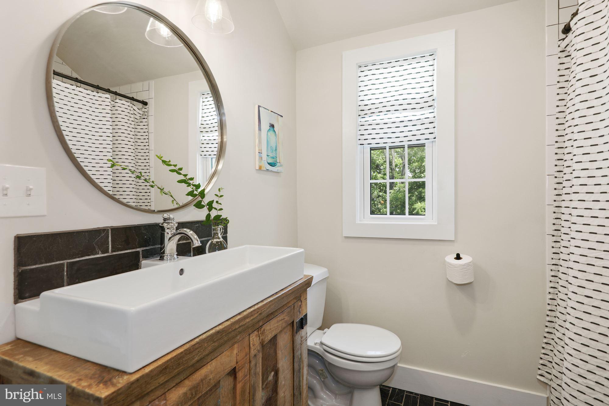 11705 Grandview Avenue Silver Spring, MD 20902 - Photo 19 of 37 Gallery Image 19
