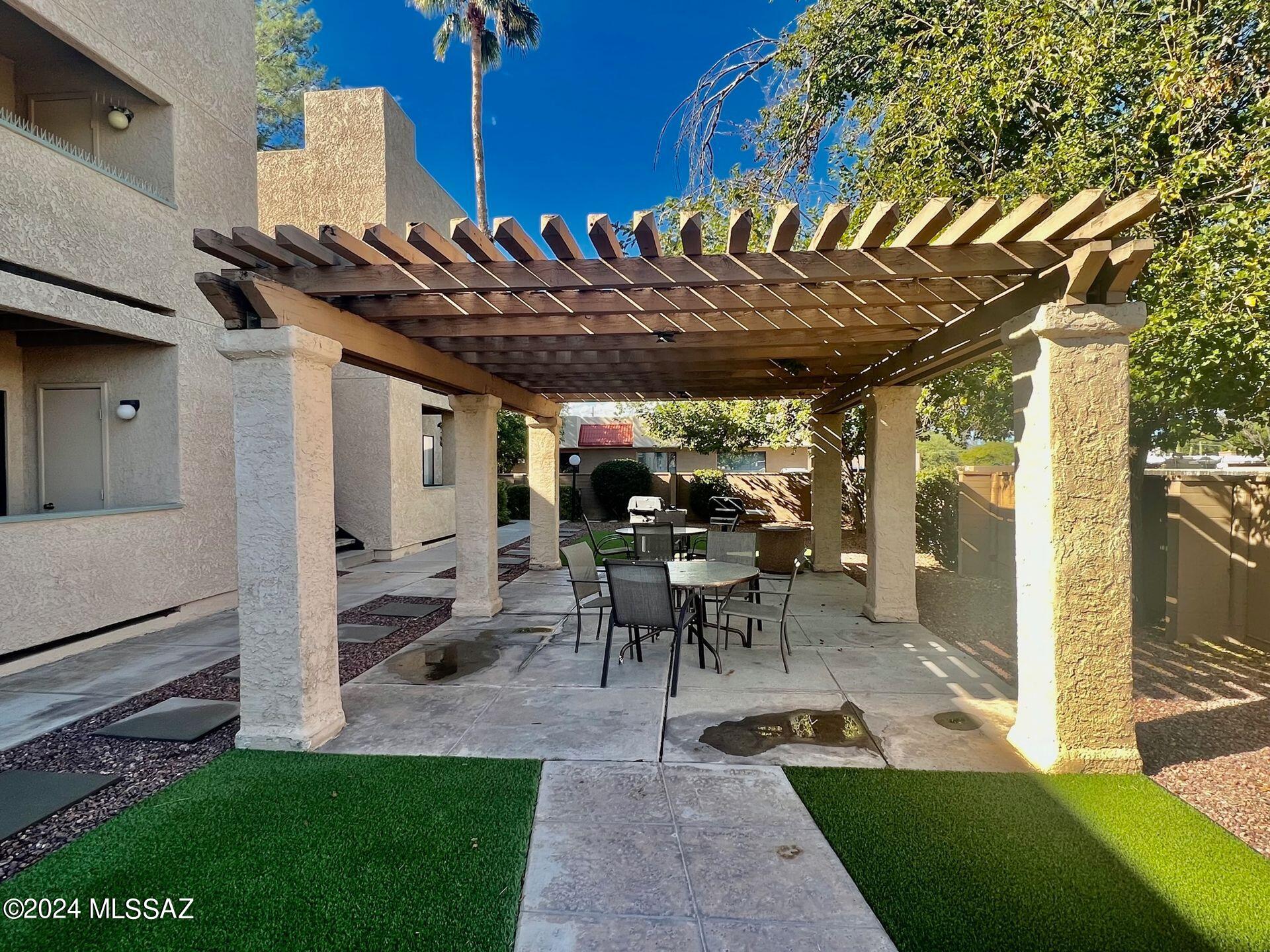 811 East Prince Road, Unit 121 Tucson, AZ 85719 - Photo 15 of 17